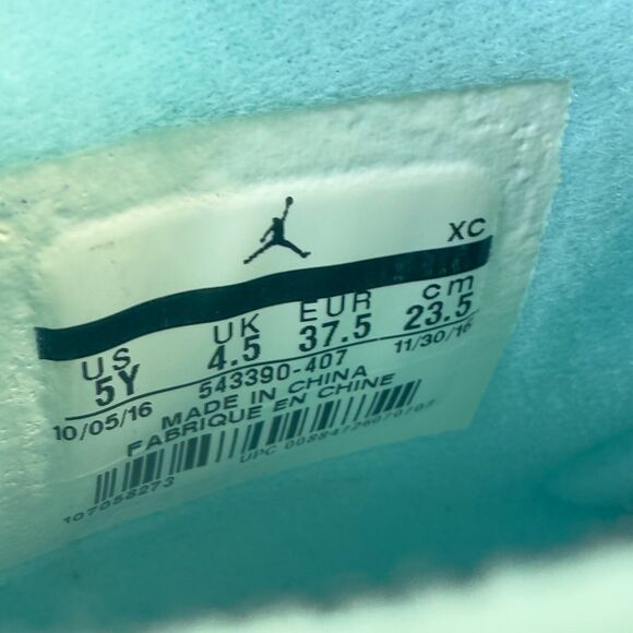 Nike Air Jordan 6 (GS) Retro Pantone Blue/White Size 5Y/ Womens 6.5 - Picture 10 of 10